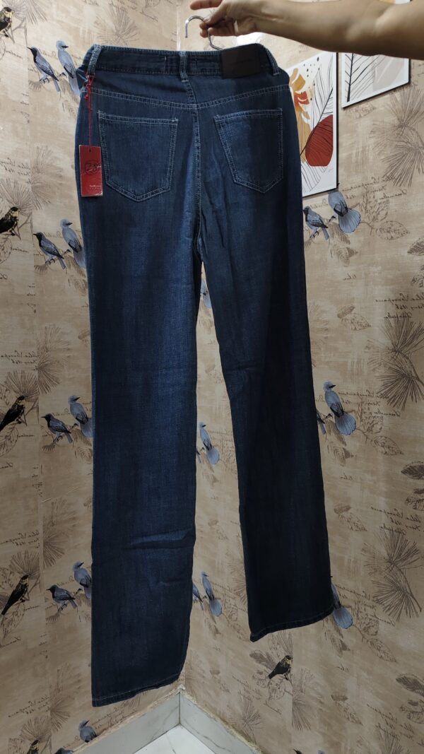 The Icon Straight Leg